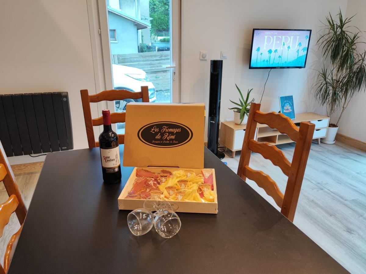 Petit Coin De Bonheur Studio Neuf Avec Terrasse Et Parking Prive A 5Mins Du Centre-Ville 라 뮤르 외부 사진